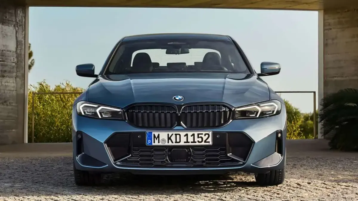 Nuova BMW 320 190 CV (139 kW) 2025 Argento Berlina