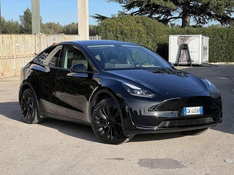 Nero Usata 2024 Tesla Model Y RWD SUV | 33.000 € (Super prezzo) - Immagine 1/4