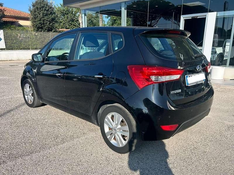 Usata Hyundai ix20 90 CV (66 kW) 2013 Nero Utilitaria