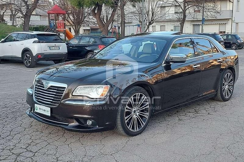 Marrone Usata 2011 Lancia Thema Tre volumi | 9500 € (Ottimo prezzo) - Immagine 1/4