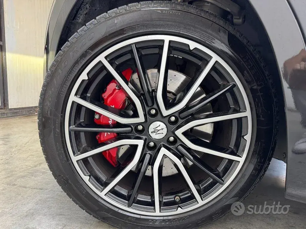Usata Maserati Levante 349 CV (256 kW) 2021 Nero SUV