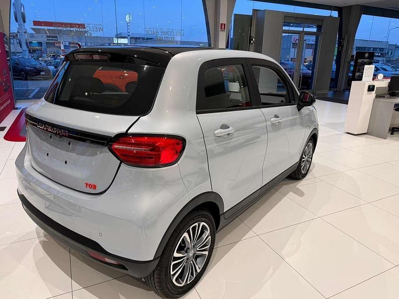 Nuova Leapmotor T03 69 kW (95 CV) 2025 Grigio Utilitaria