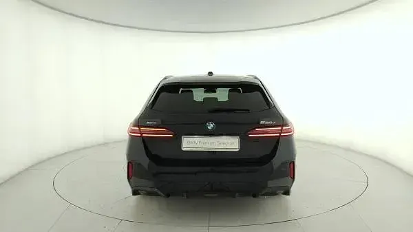 Usata BMW 520 M Sport 197 CV (144 kW) 2024 Nero Station wagon