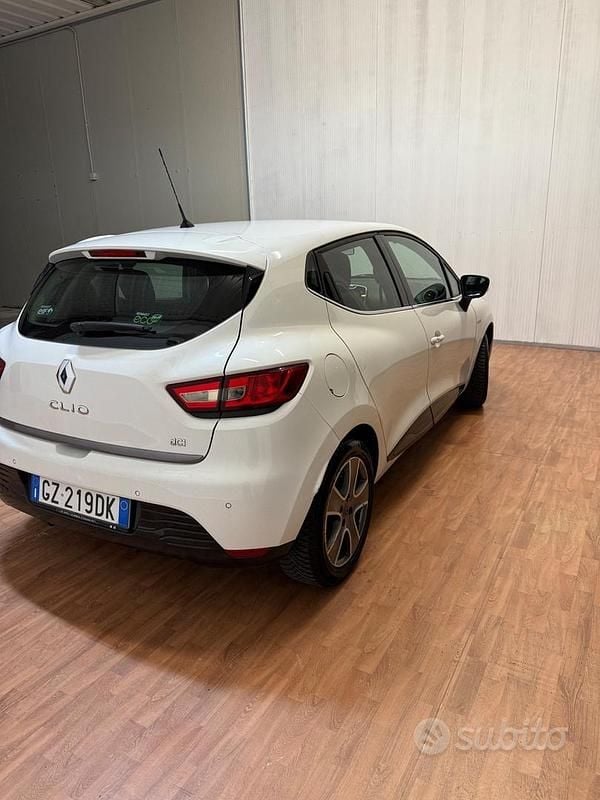 Usata Renault Clio IV 90 CV (66 kW) 2014 Bianco Berlina