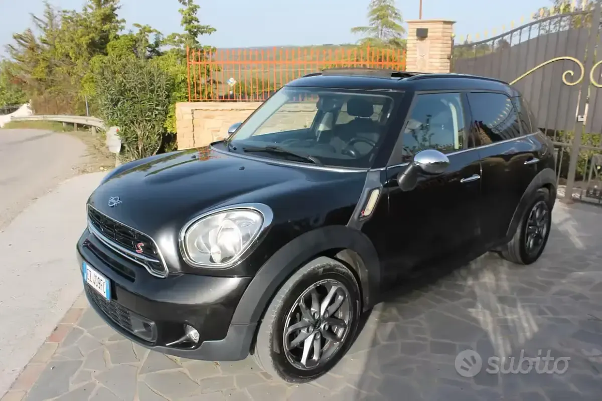 Usata Mini Cooper SD Countryman 143 CV (105 kW) 2015 Nero SUV