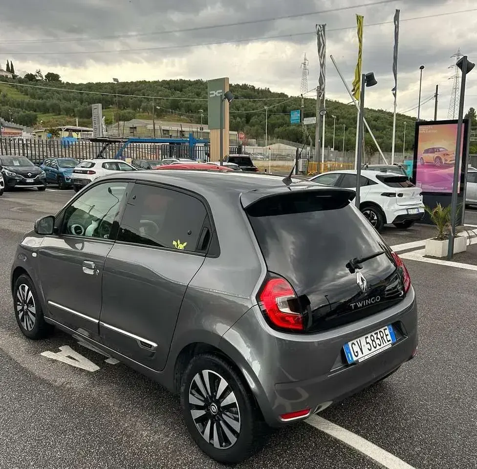 Usata Renault Twingo Techno 60 kW (82 CV) 2023 Other Utilitaria