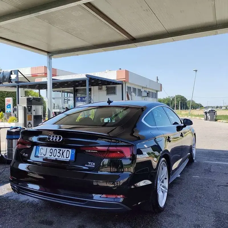 Usata Audi A5 Sportback Sport 218 CV (160 kW) 2017 Utilitaria