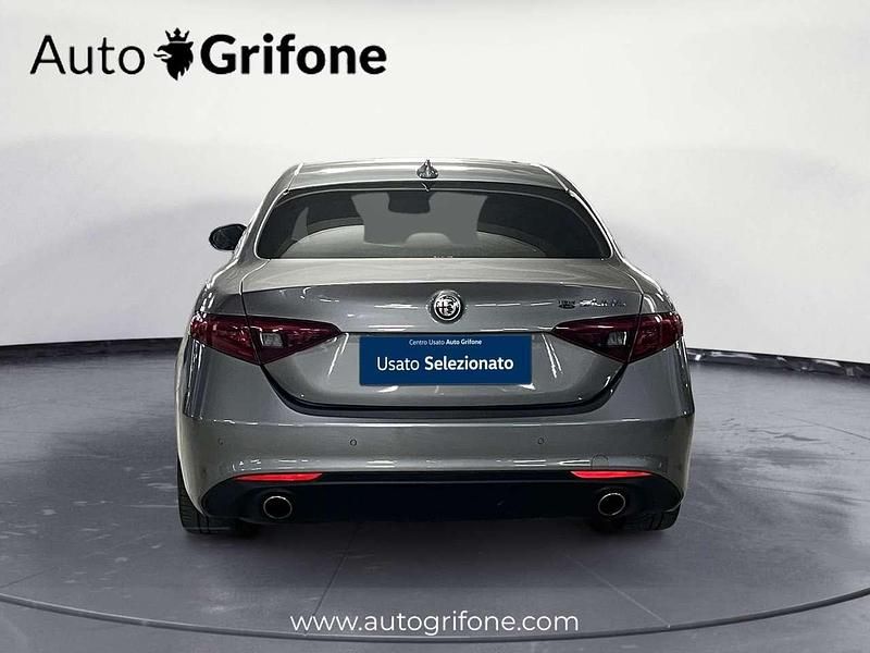 Usata Alfa Romeo Giulia Executive 190 CV (139 kW) 2019 Grigio Berlina