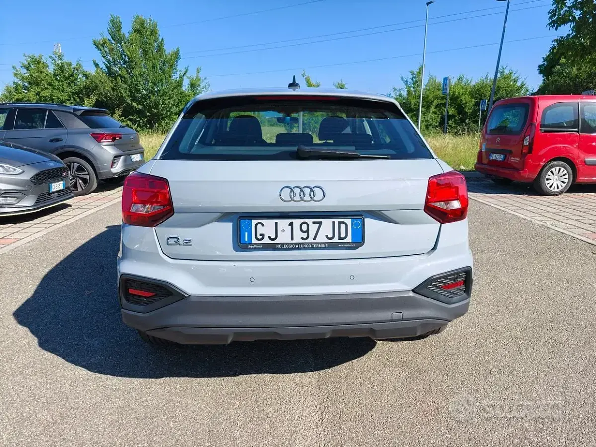 Usata Audi Q2 Business 150 CV (110 kW) 2022 Grigio SUV