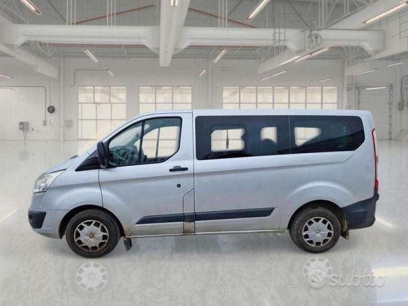 Usata Ford Transit Custom 125 CV (91 kW) 2018 Grigio Furgone