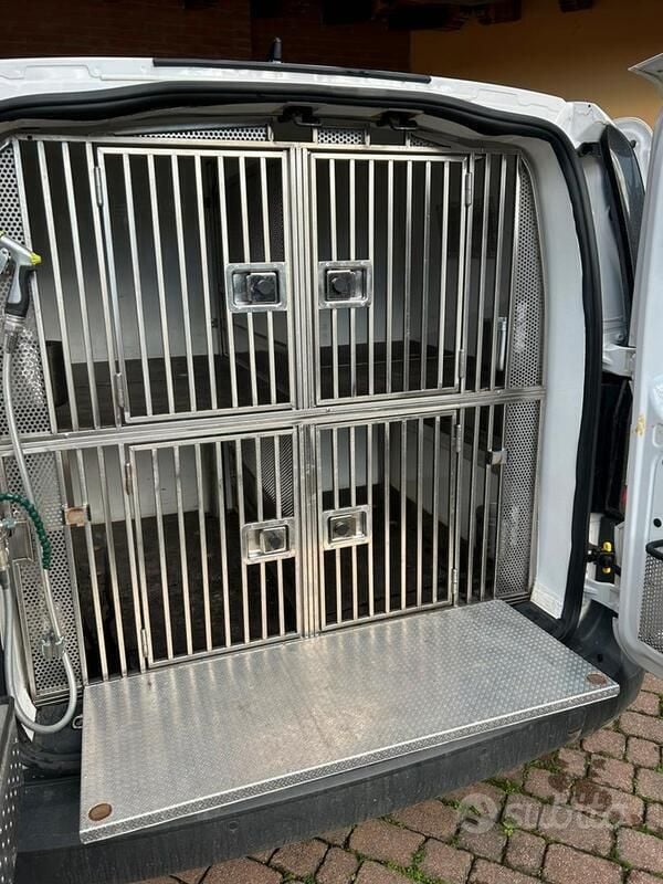 Usata 2021 VW Caddy Monovolume | 18.500 € (Buon prezzo) - Immagine 1/4
