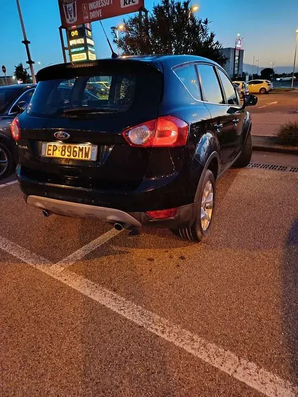 Usata Ford Kuga 140 CV (102 kW) 2012 SUV