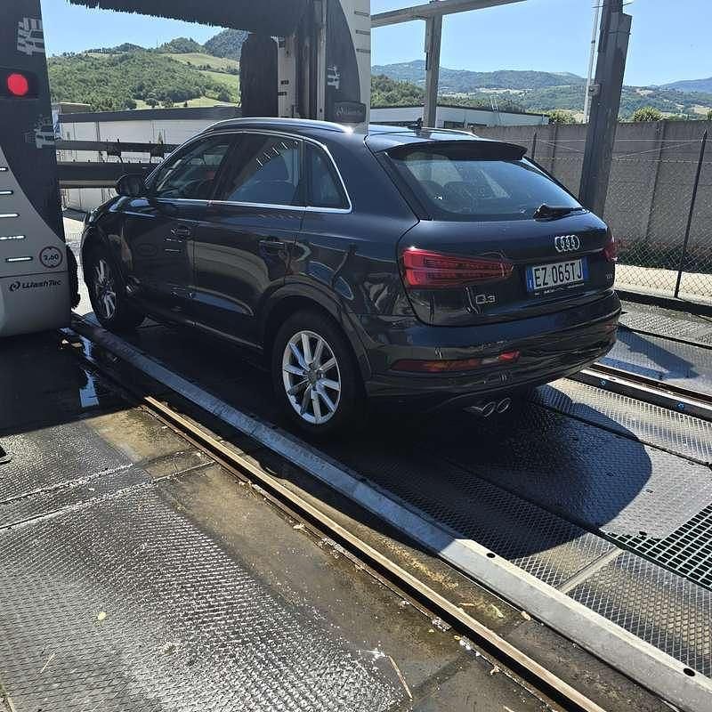 Usata Audi Q3 Ambiente 120 CV (88 kW) 2015 SUV