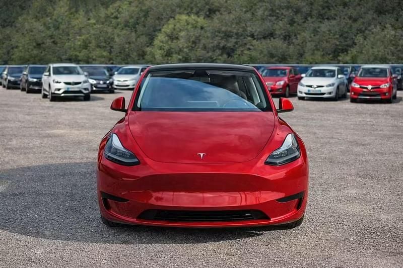 Usata Tesla Model Y RWD 87 kW (119 CV) 2022 Rosso SUV