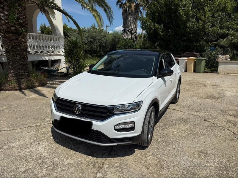 Bianco Usata 2022 VW T-Roc Sportline SUV | 21.000 € (Ottimo prezzo) - Immagine 1/4