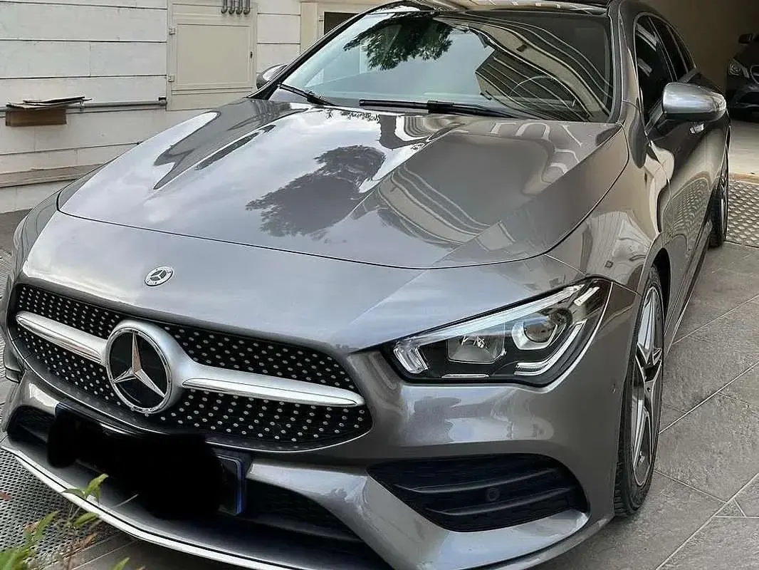 Usata Mercedes CLA200 Shooting Brake 150 CV (110 kW) 2020 Grigio Station wagon