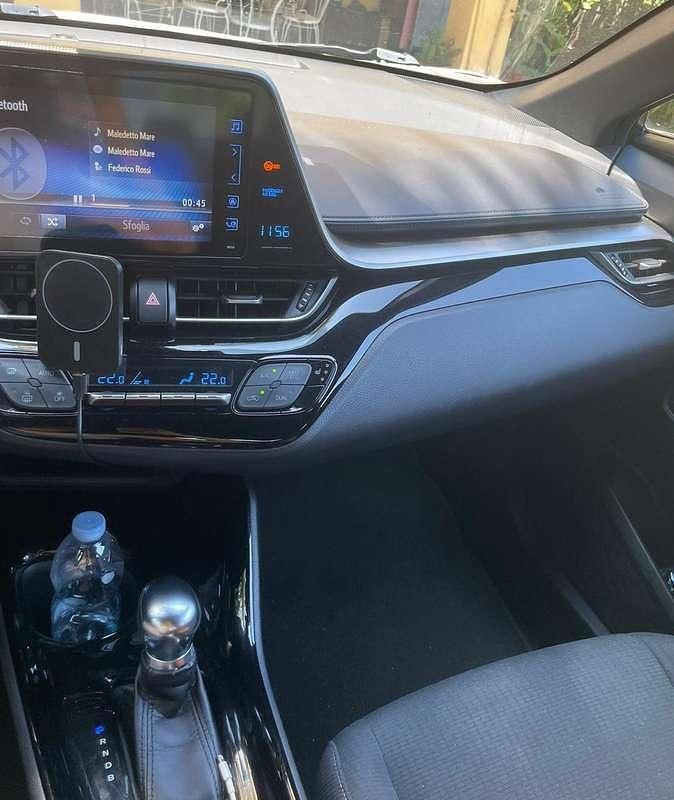Usata Toyota C-HR Trend 98 CV (72 kW) 2018 SUV
