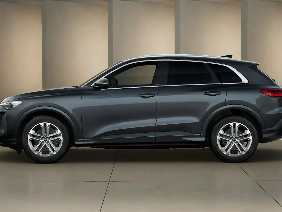 Nuova Audi Q5 Advanced 204 CV (150 kW) 2026 Grigio tambora metallico SUV