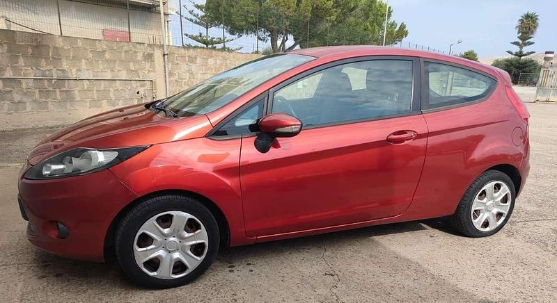 Usata Ford Fiesta Titanium 68 CV (50 kW) 2009 Utilitaria
