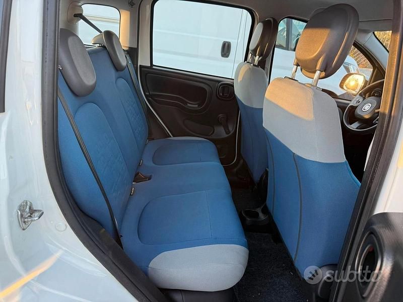 Usata Fiat Panda Lounge 80 CV (58 kW) 2015 Bianco Utilitaria