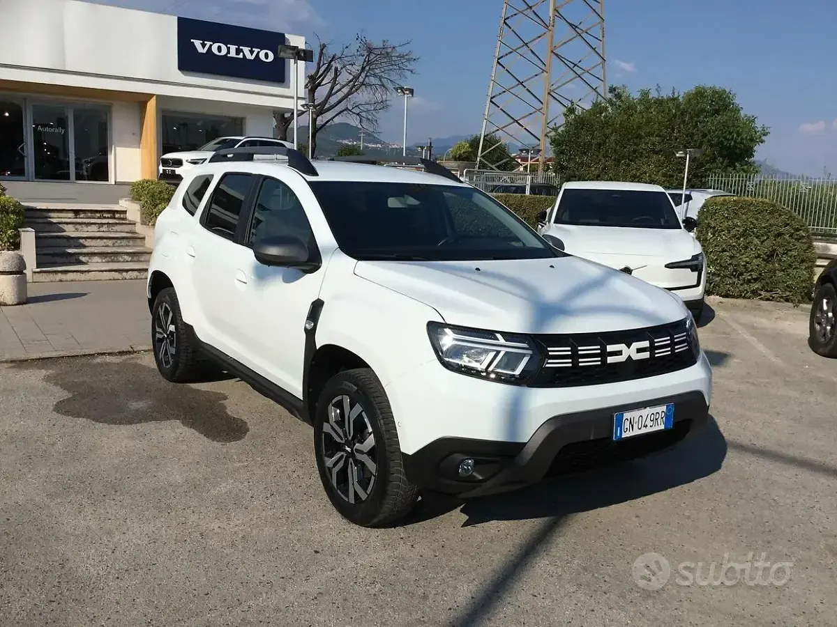 Usata Dacia Duster Journey 116 CV (85 kW) 2023 Bianco SUV