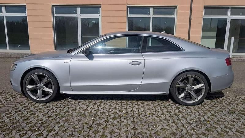 Usata Audi A5 Ambition 170 CV (125 kW) 2011 Coupé