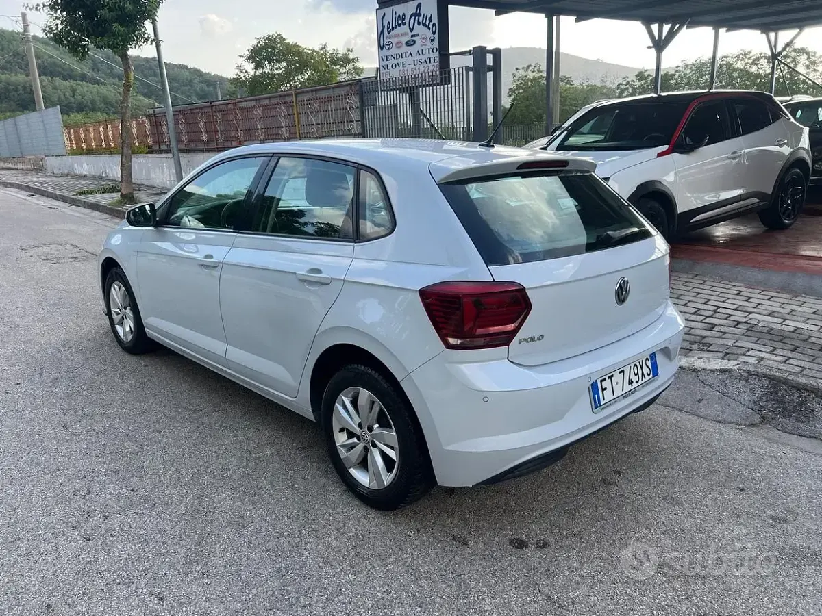 Usata VW Polo Comfortline 80 CV (58 kW) 2019 Bianco Utilitaria