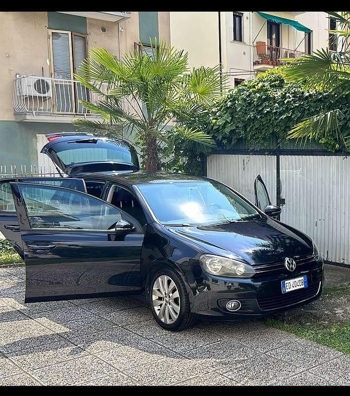 Usata VW Golf Highline 102 CV (75 kW) 2010 Berlina