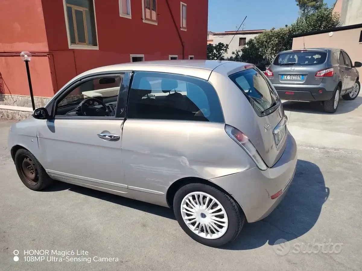 Usata Lancia Ypsilon 60 CV (44 kW) 2007 Utilitaria