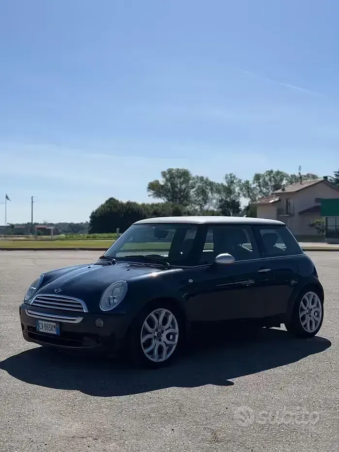 Usata Mini Cooper 116 CV (85 kW) 2005 Bluazzurro Utilitaria