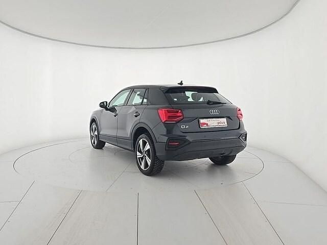 Usata Audi Q2 Admired 150 CV (110 kW) 2022 Grigio manhattan metallizzato SUV