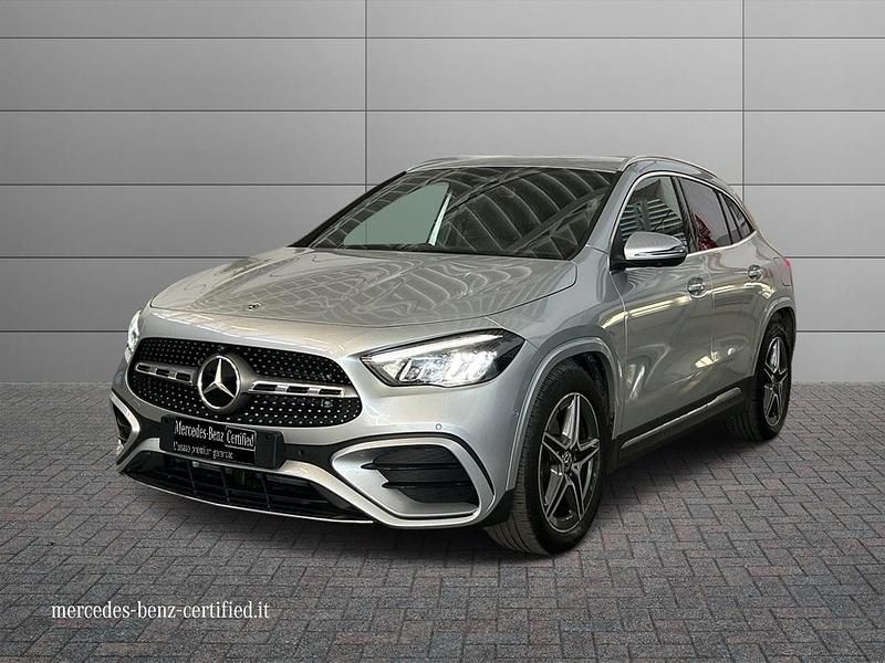 Nero Usata 2024 Mercedes GLA200 Advanced Plus SUV | 42.000 € (Buon prezzo) - Immagine 1/4