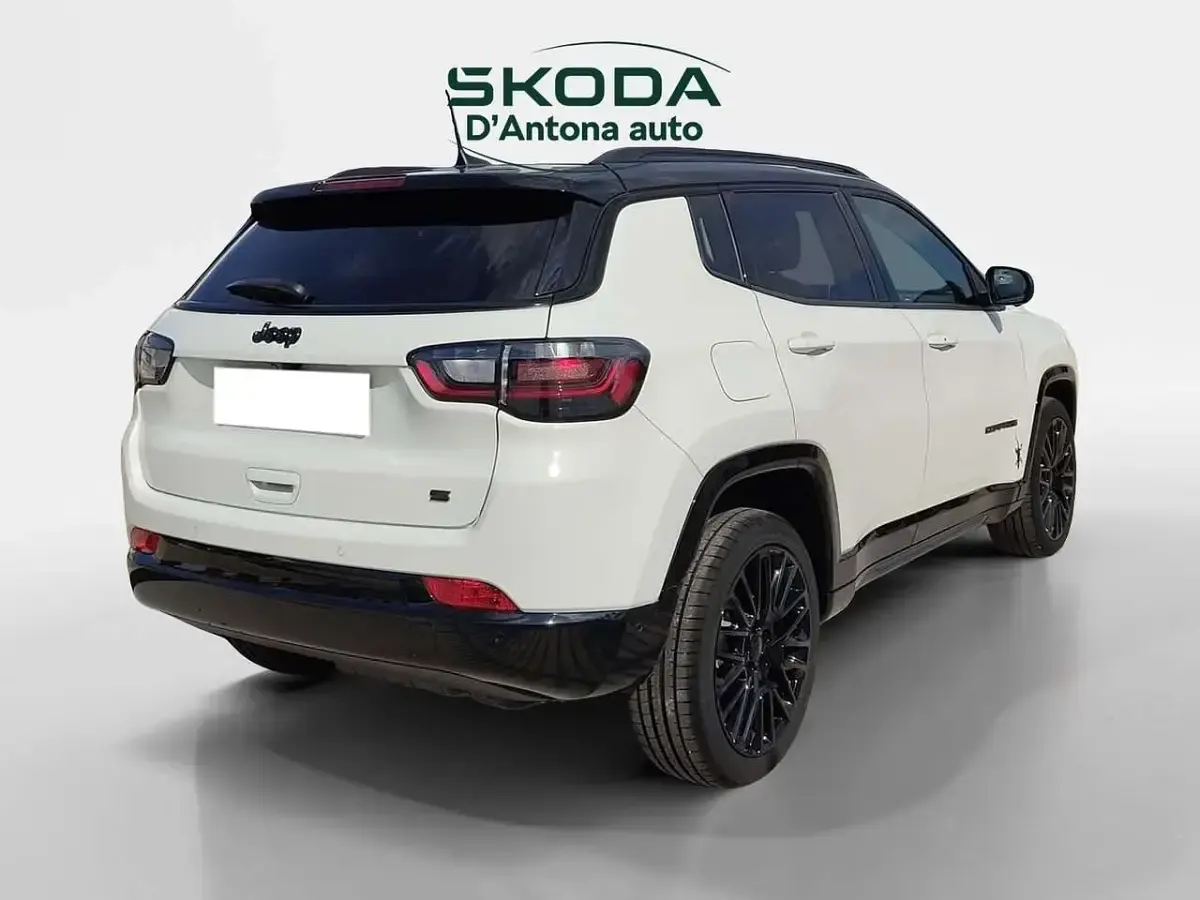Usata Jeep Compass 131 CV (96 kW) 2024 Bianco SUV