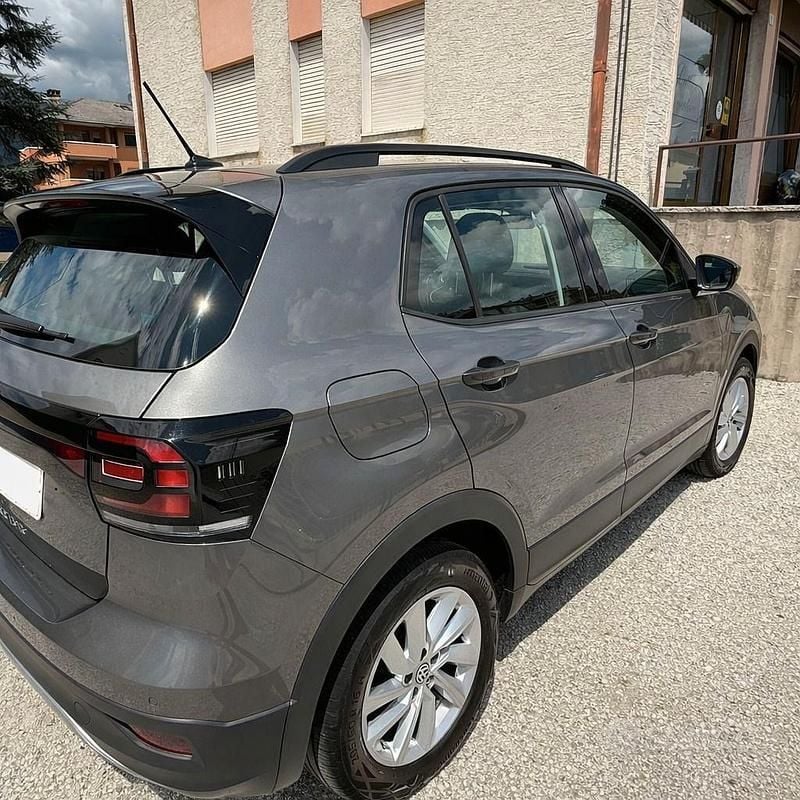 Usata VW T-Cross 95 CV (69 kW) 2021 Grigio SUV