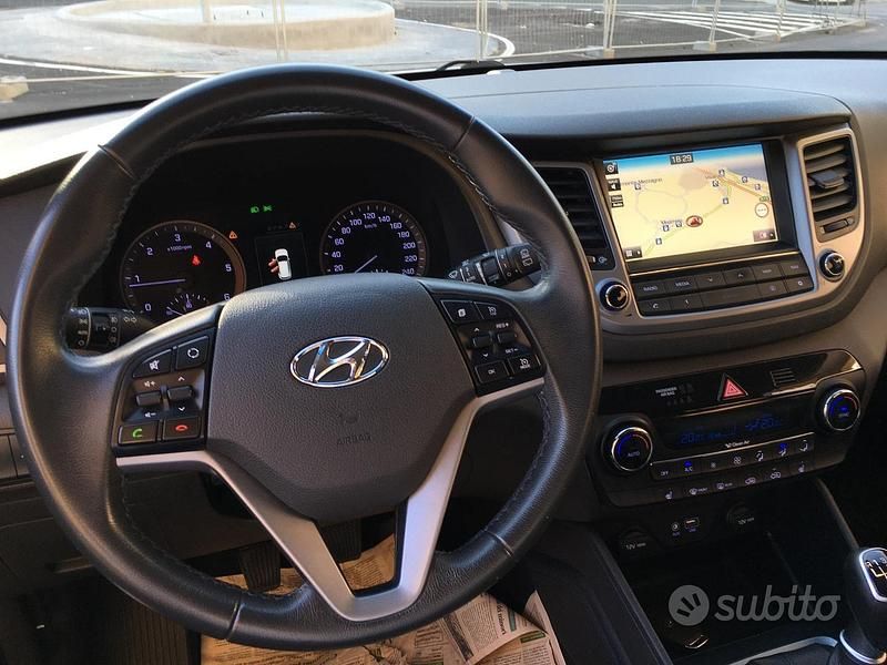 Usata Hyundai Tucson Xpossible 116 CV (85 kW) 2015 Grigio SUV