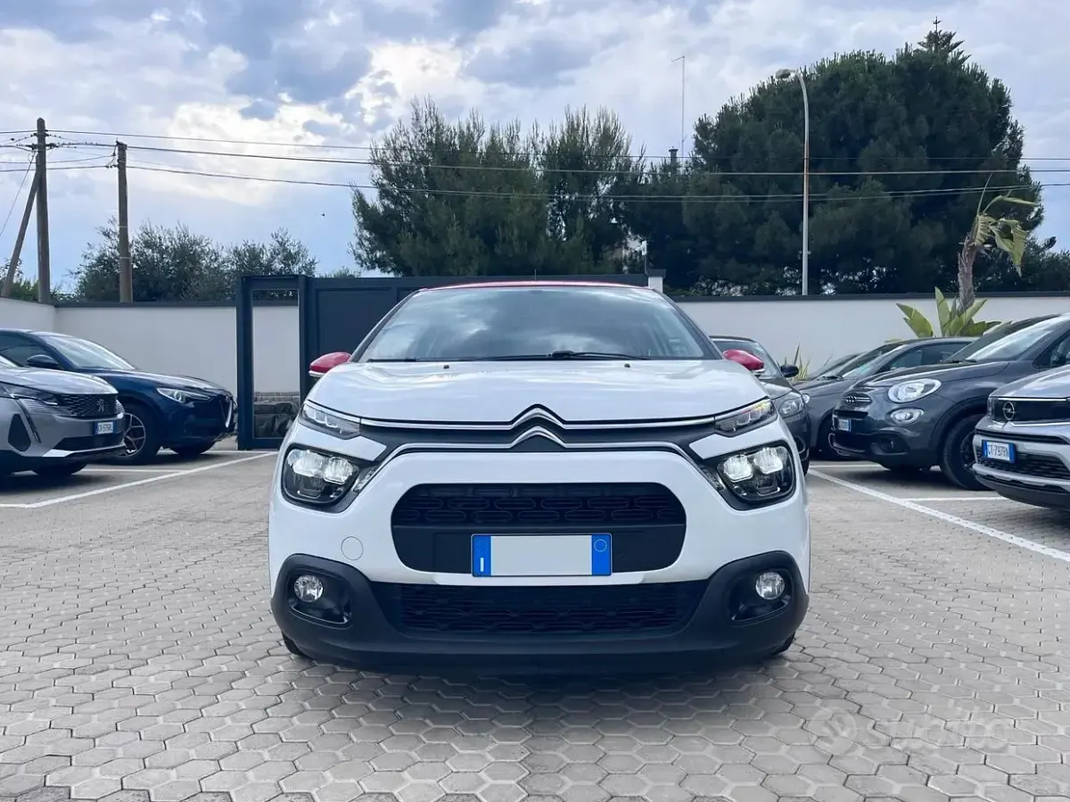 Usata Citroën C3 Shine 102 CV (75 kW) 2021 Bianco Utilitaria
