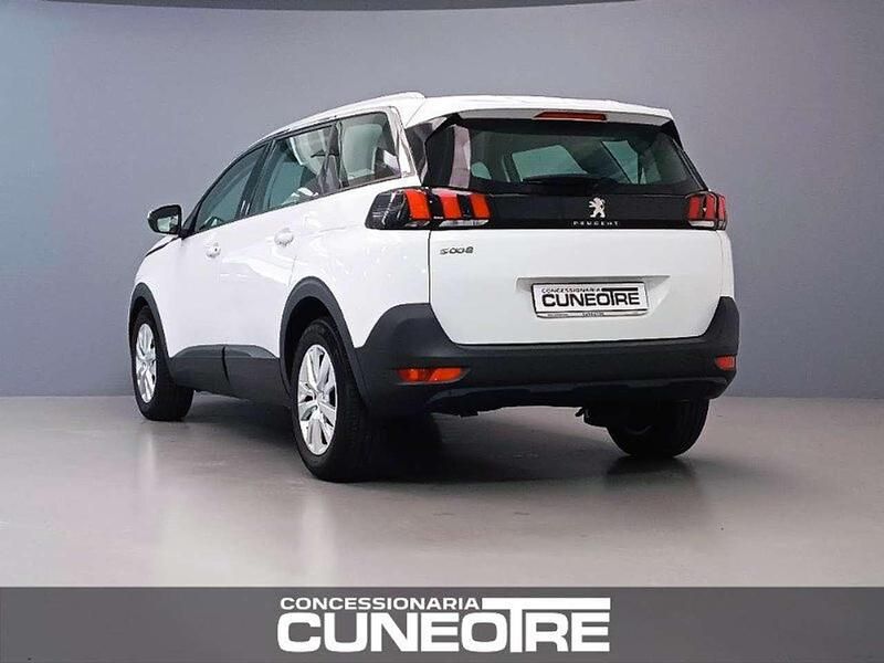 Usata Peugeot 5008 Business-Line 131 CV (96 kW) 2019 Bianco pastello Monovolume