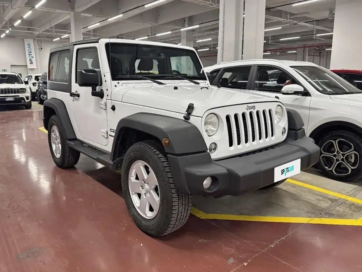 Usata Jeep Wrangler Sport 200 CV (147 kW) 2017 Bianco SUV