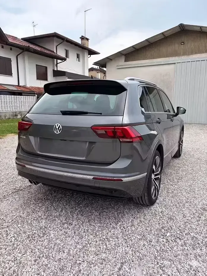 Usata VW Tiguan Sport 116 CV (85 kW) 2019 Grigio SUV