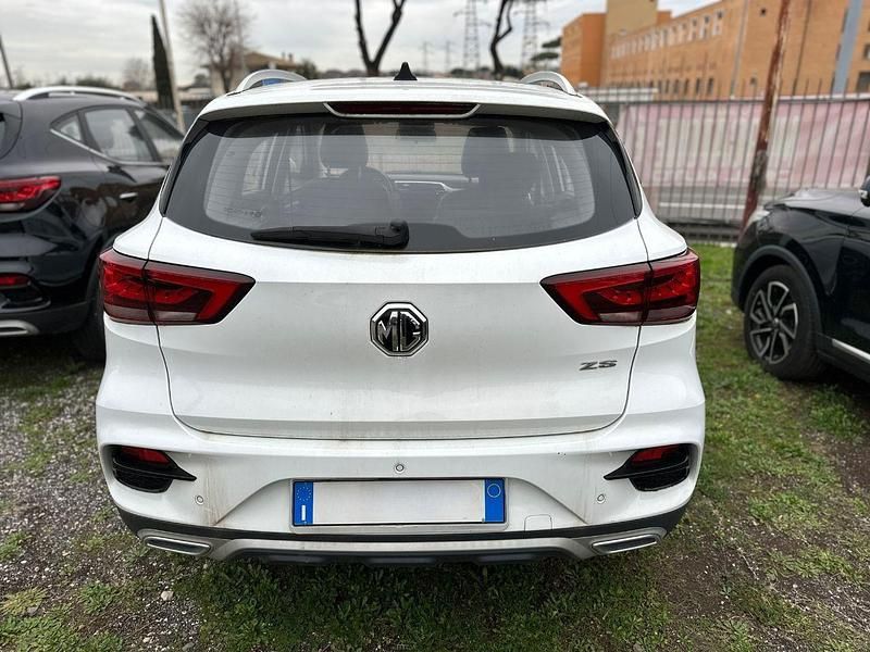 Usata MG ZS Comfort 106 CV (77 kW) 2023 Bianco SUV