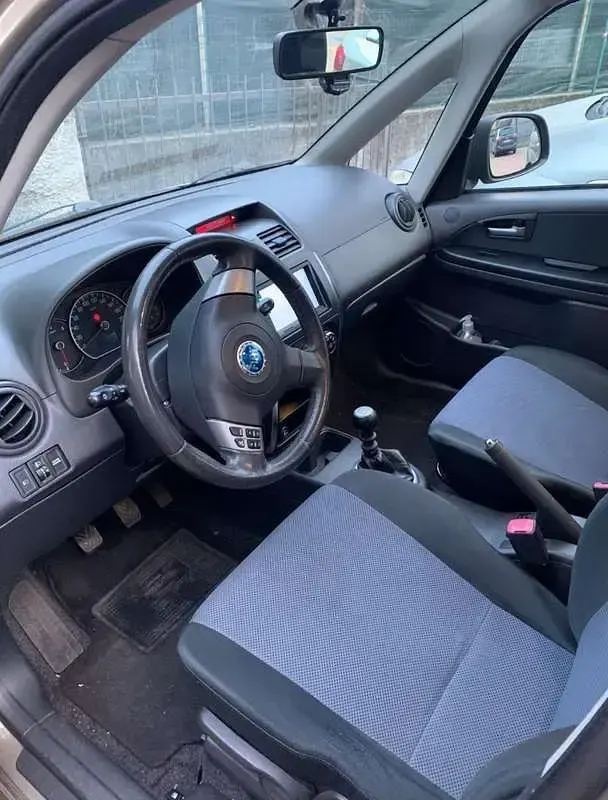 Usata Fiat Sedici Dynamic 120 CV (88 kW) 2007 SUV