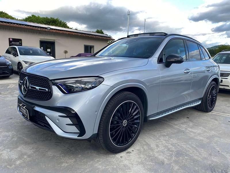 Usata Mercedes GLC300 Premium 269 CV (197 kW) 2023 Nero SUV