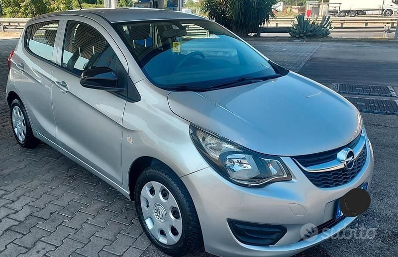 Grigio Usata 2015 Opel Karl Due volumi | 5350 € (Ottimo prezzo) - Immagine 1/4