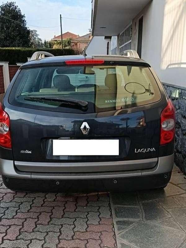 Usata Renault Laguna II Initiale 120 CV (88 kW) 2002 Grigio Station wagon