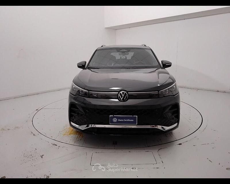 Usata VW Tiguan R-line 150 CV (110 kW) 2025 Grigio SUV