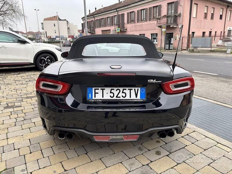 Usata Abarth 124 Spider 170 CV (125 kW) 2018 Nero Cabrio