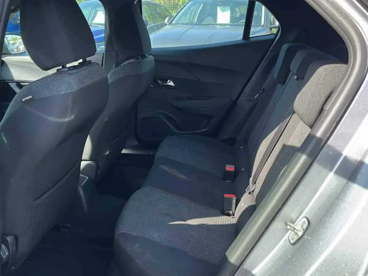 Usata Peugeot 2008 Style 145 CV (106 kW) 2025 Grigio SUV