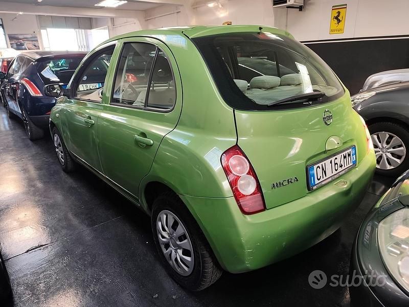 Usata Nissan Micra Acenta 65 CV (47 kW) 2004 Verde Utilitaria