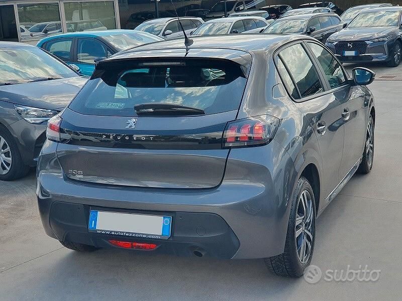 Usata Peugeot 208 S 75 CV (55 kW) 2023 Grigio Utilitaria