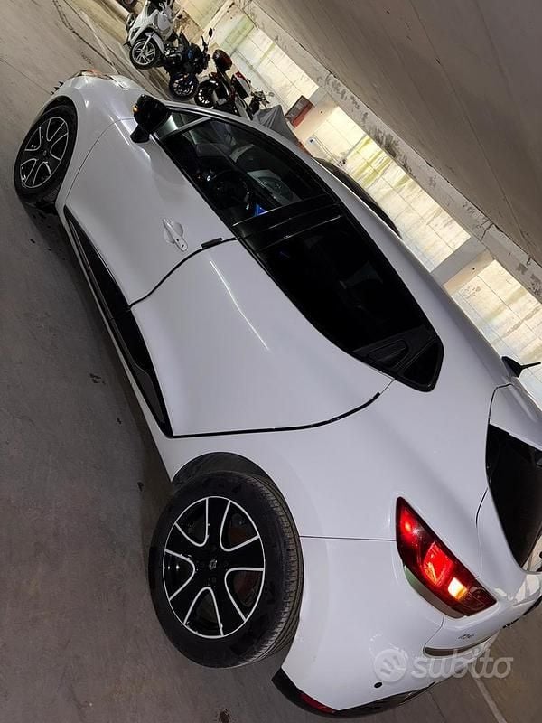 Usata Renault Clio IV 2014 Bianco Utilitaria